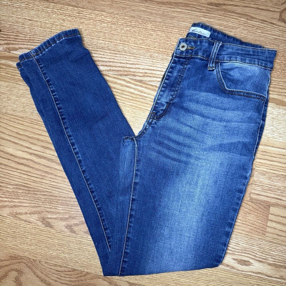 Kancan Mid Rise Medium Wash Jeans Womens Size 7/28 Super Comfortable EUC